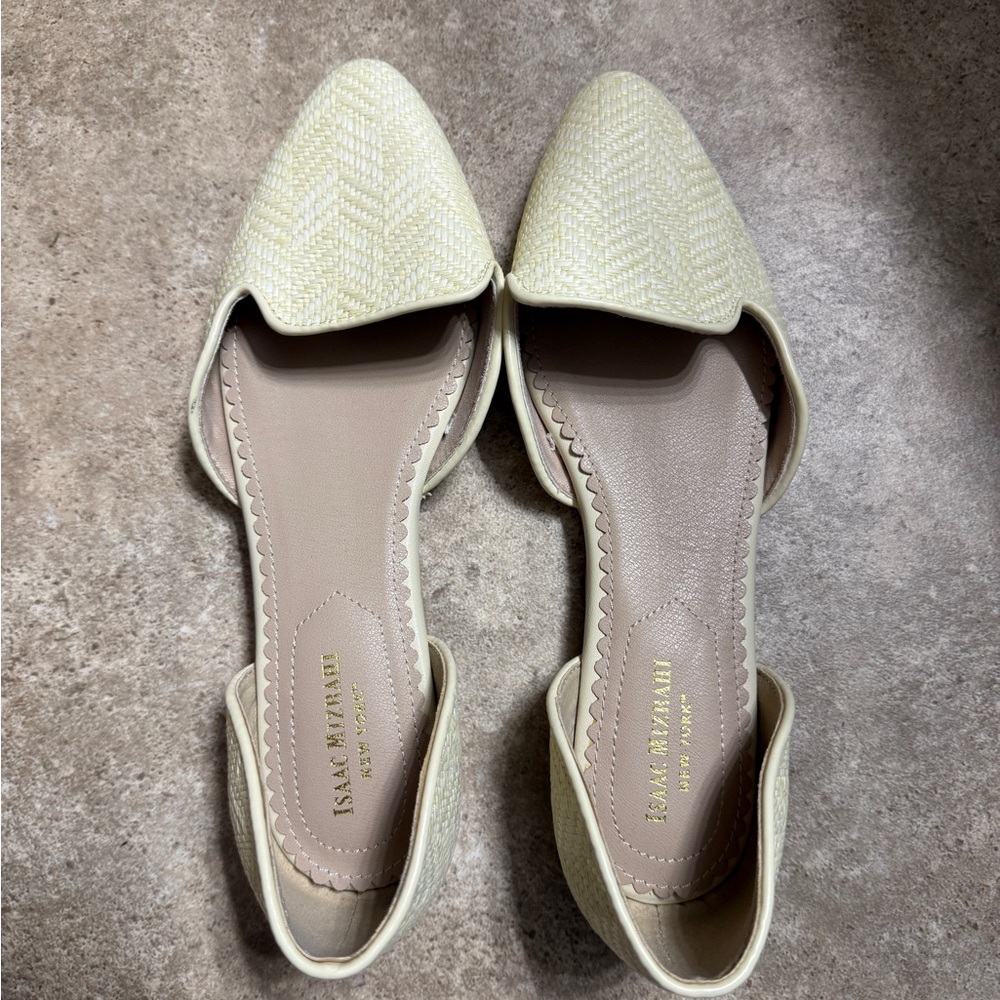 Isaac Mizrahi Women's Beige Loafers